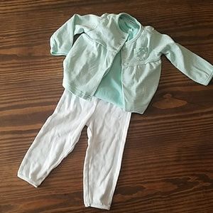 Carter's 9 month outfit